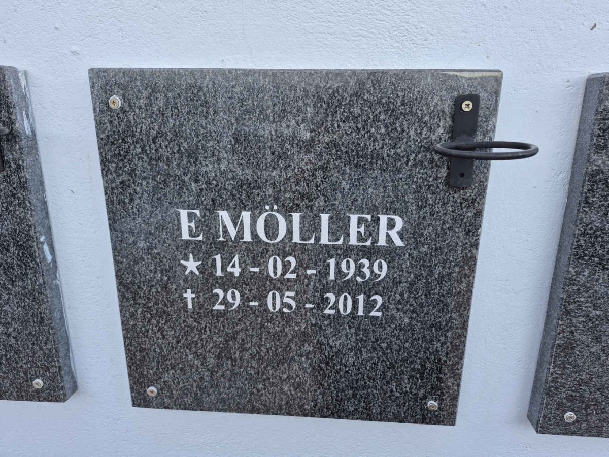 MÖLLER E. 1939-2012