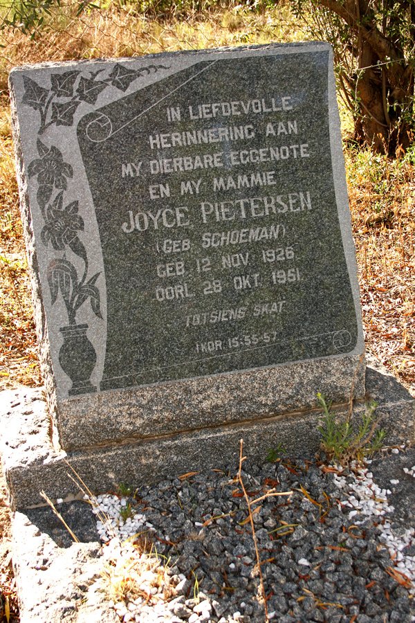 PIETERSEN Joyce nee SCHOEMAN 1926-1951