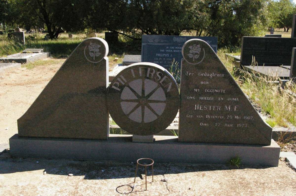 PIETERSEN Hester M.E. nee VAN DEVENTER 1902-1972