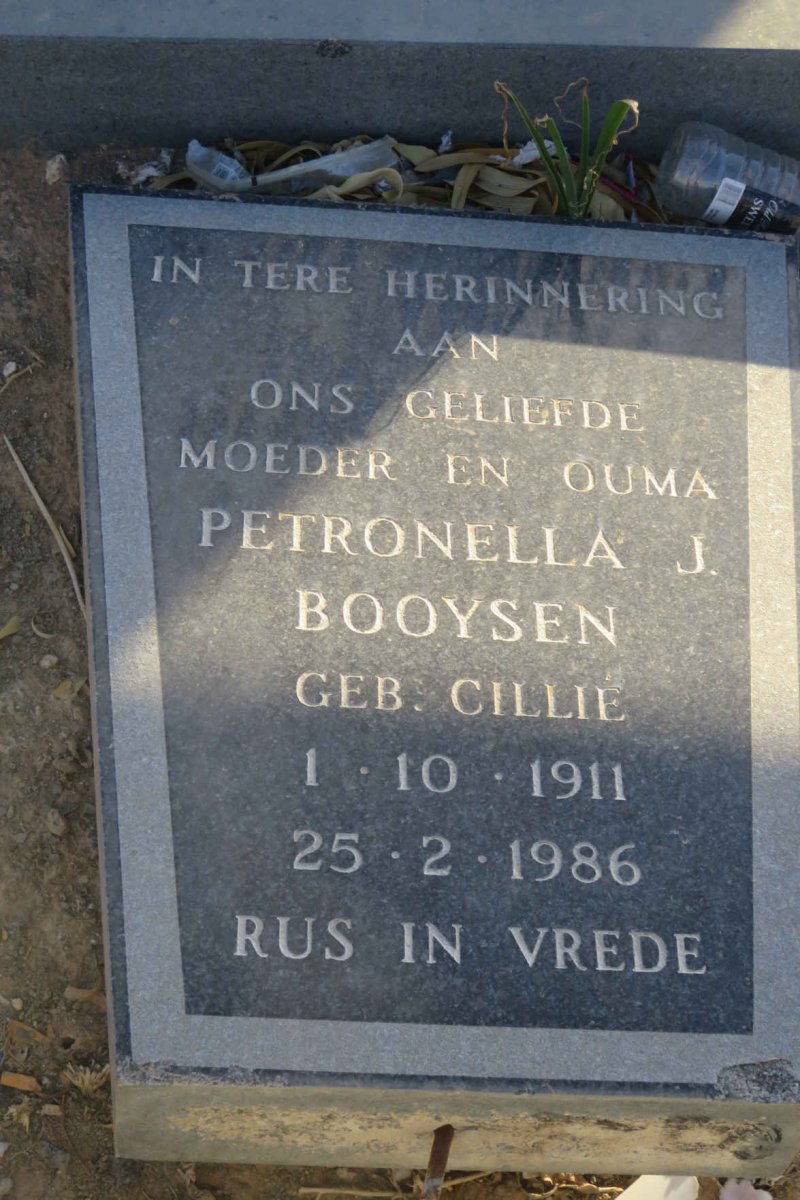 BOOYSEN Petronella J. nee CILLIE 1911-1986