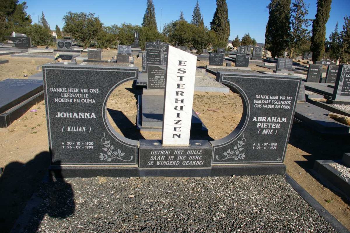 ESTERHUIZEN Abraham Pieter 1918-1974 &amp; Johanna KILIAN 1920-1999