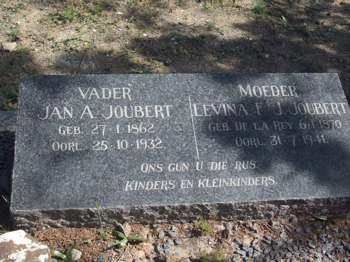 JOUBERT Jan. A. 1862-1932 &amp; Levina F.J. DE LA REY 1870-1941