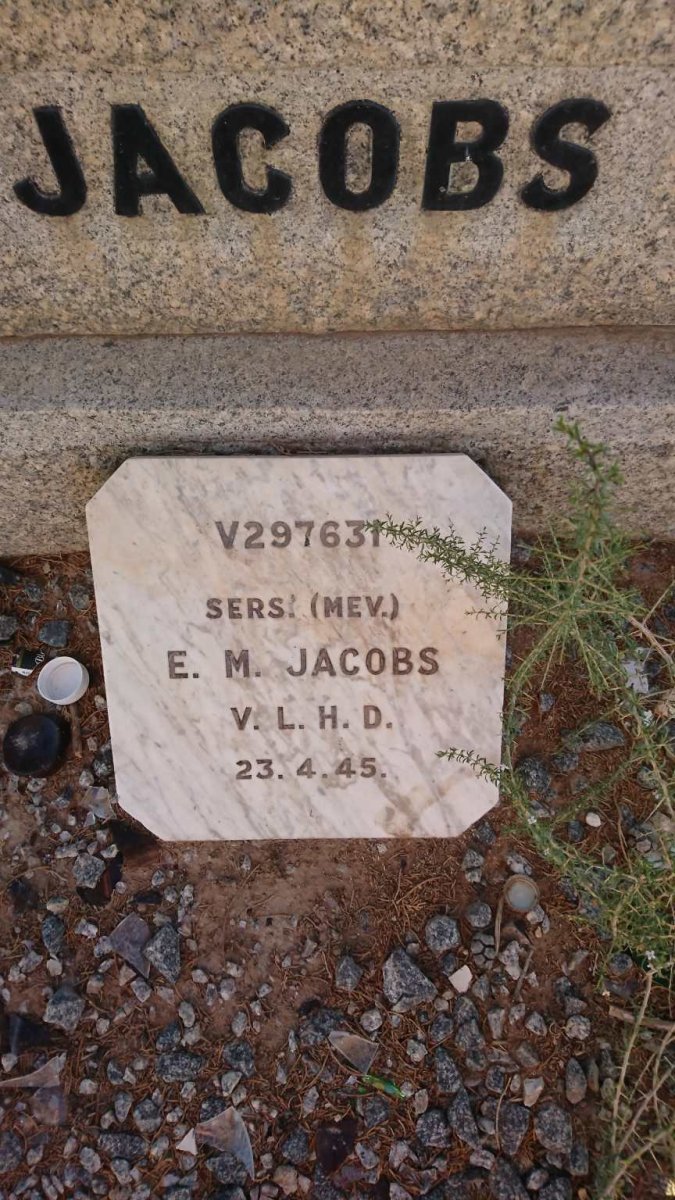 JACOBS E.M. nee ROUX 1924-1945