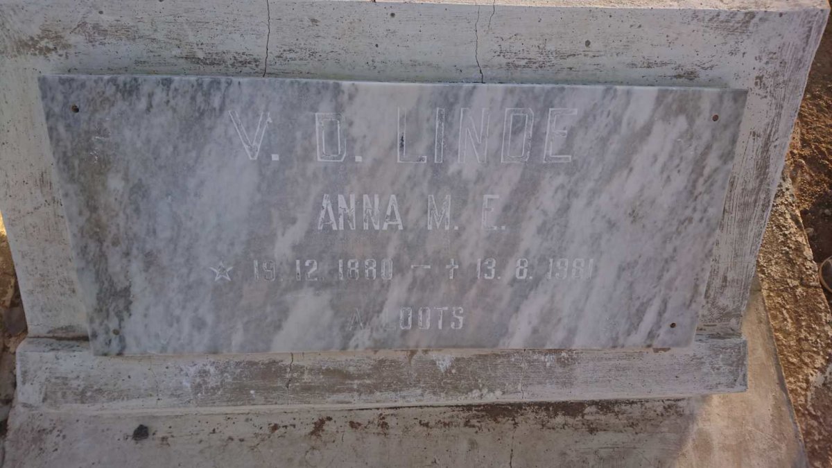 LINDE Petrus Stefanus Jozua, van der 1875-1948 &amp; Anna M.E. LOOTS 1880-1981