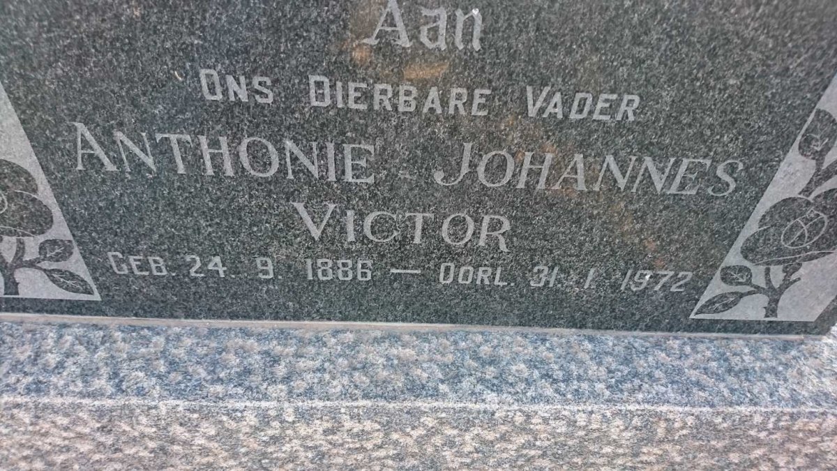 VICTOR Anthonie Johannes 1886-1972 &amp; Wilhelmina Sarah 1888-1964