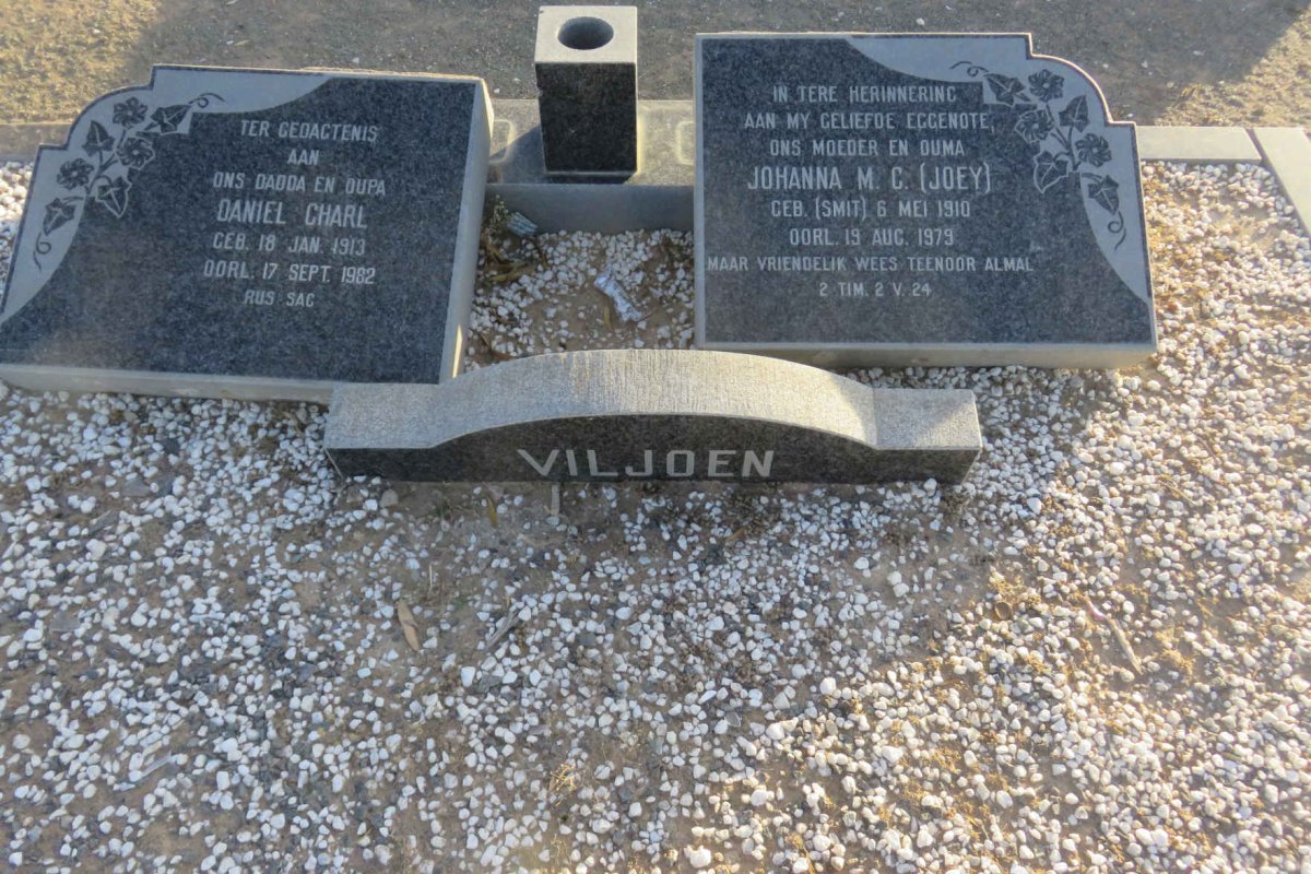 VILJOEN Daniel Charl 1913-1982 &amp; Johanna M.C. SMIT 1910-1979