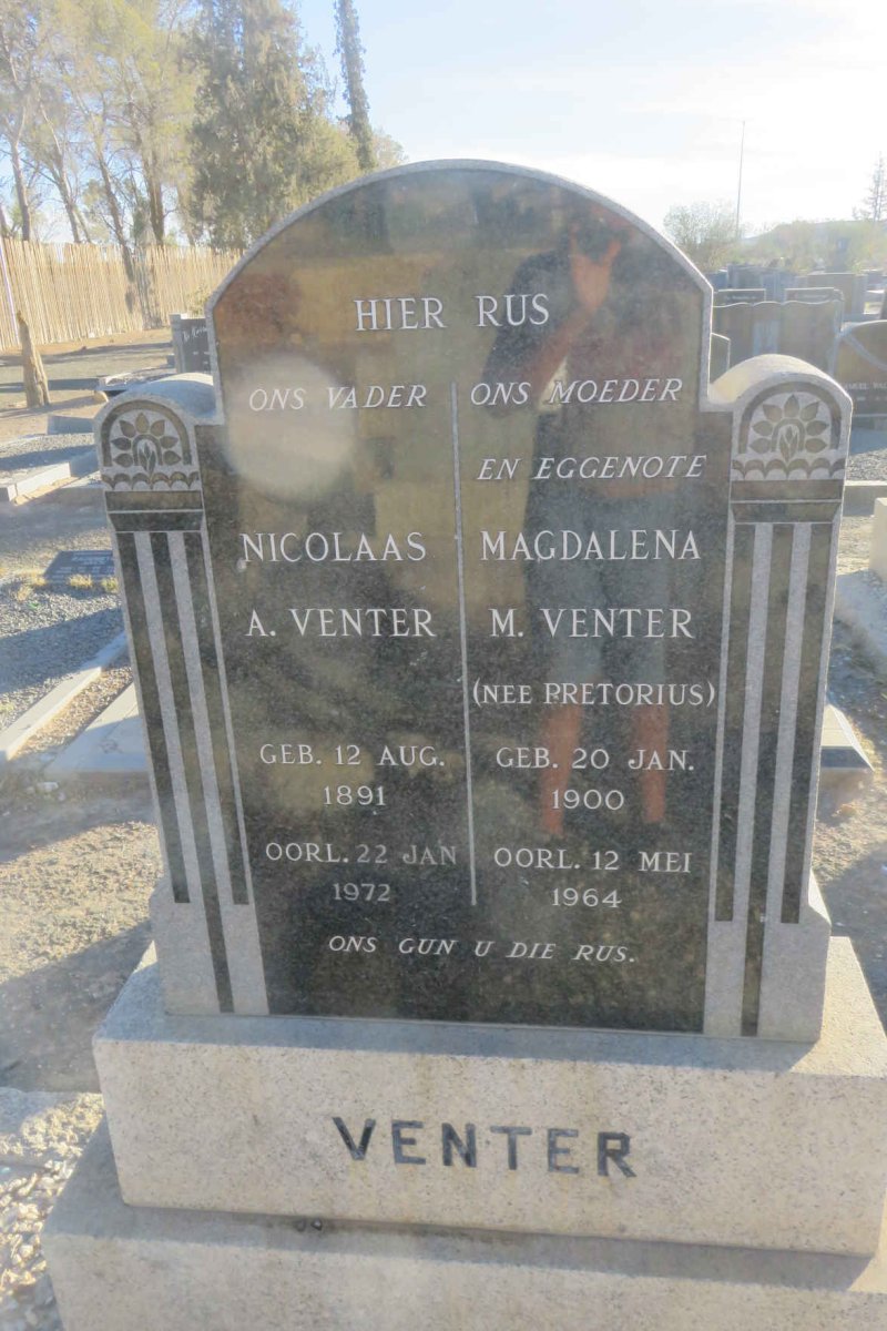 VENTER Nicolaas A. 1891-1972 &amp; Magdalena M. PRETORIUS 1900-1964