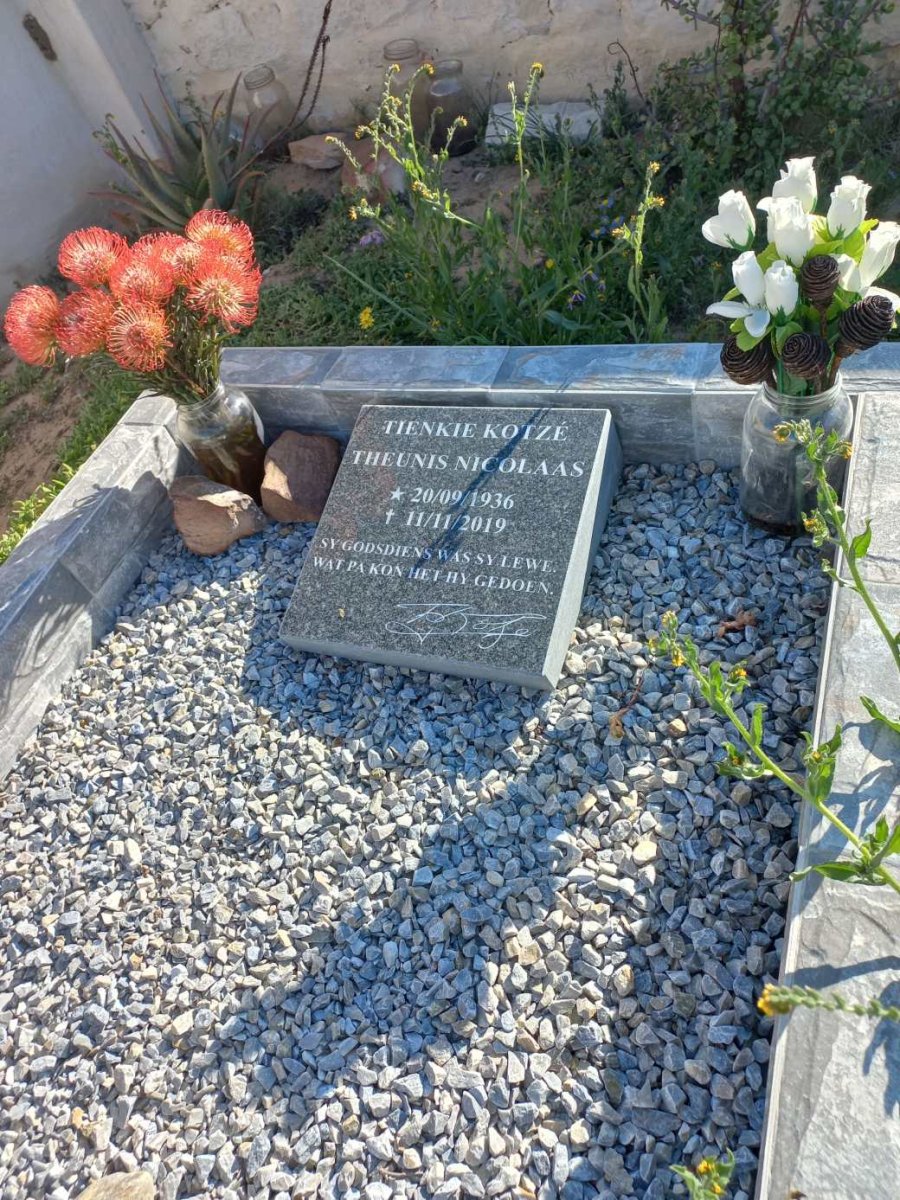 KOTZE Theunis Nicolaas 1936-2019