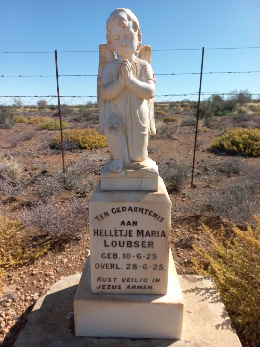 LOUBSER Helletje Maria 1925-1925