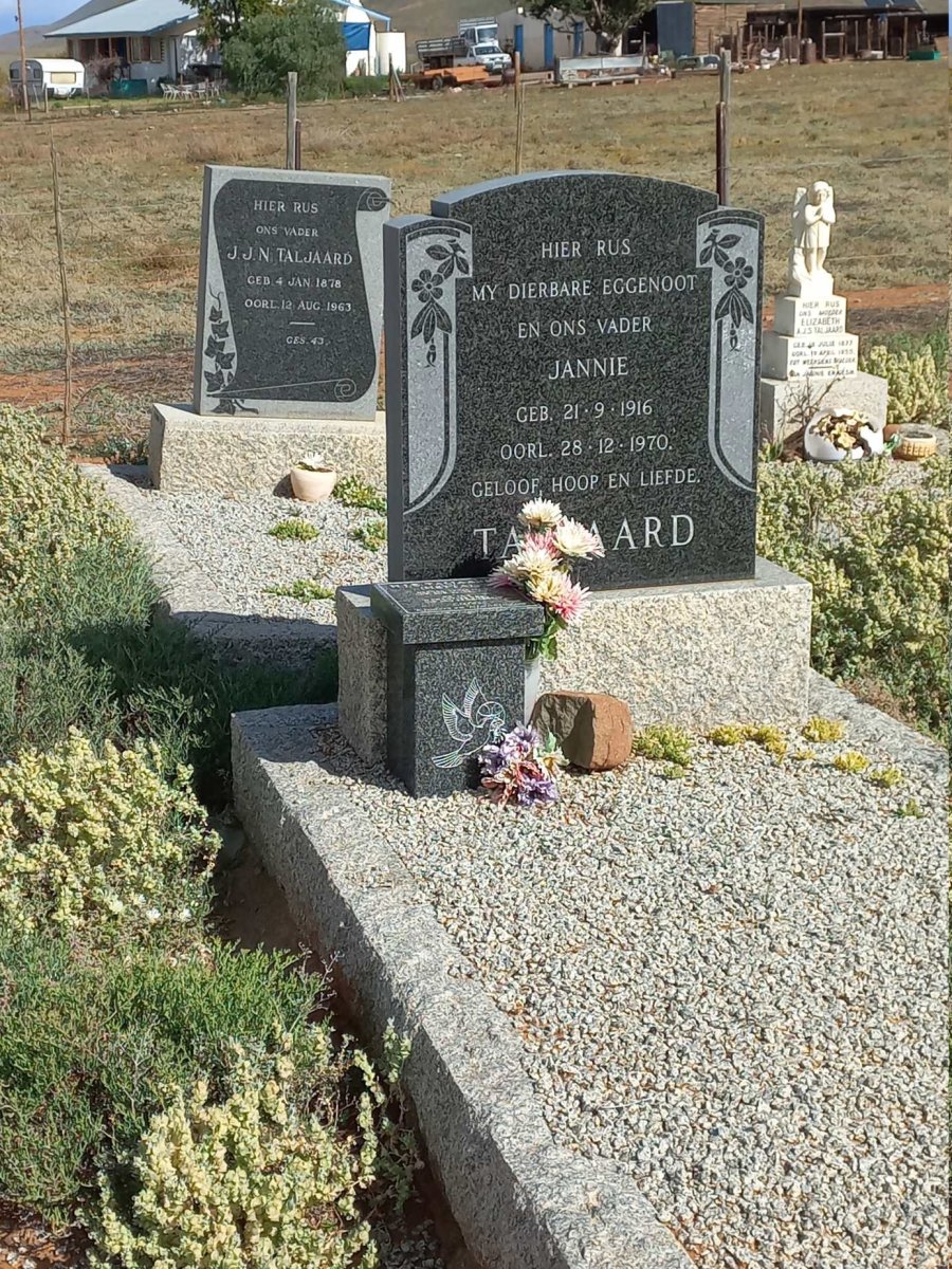 TALJAARD Jannie 1916-1970 & H.J.E. 1922-2011 _1