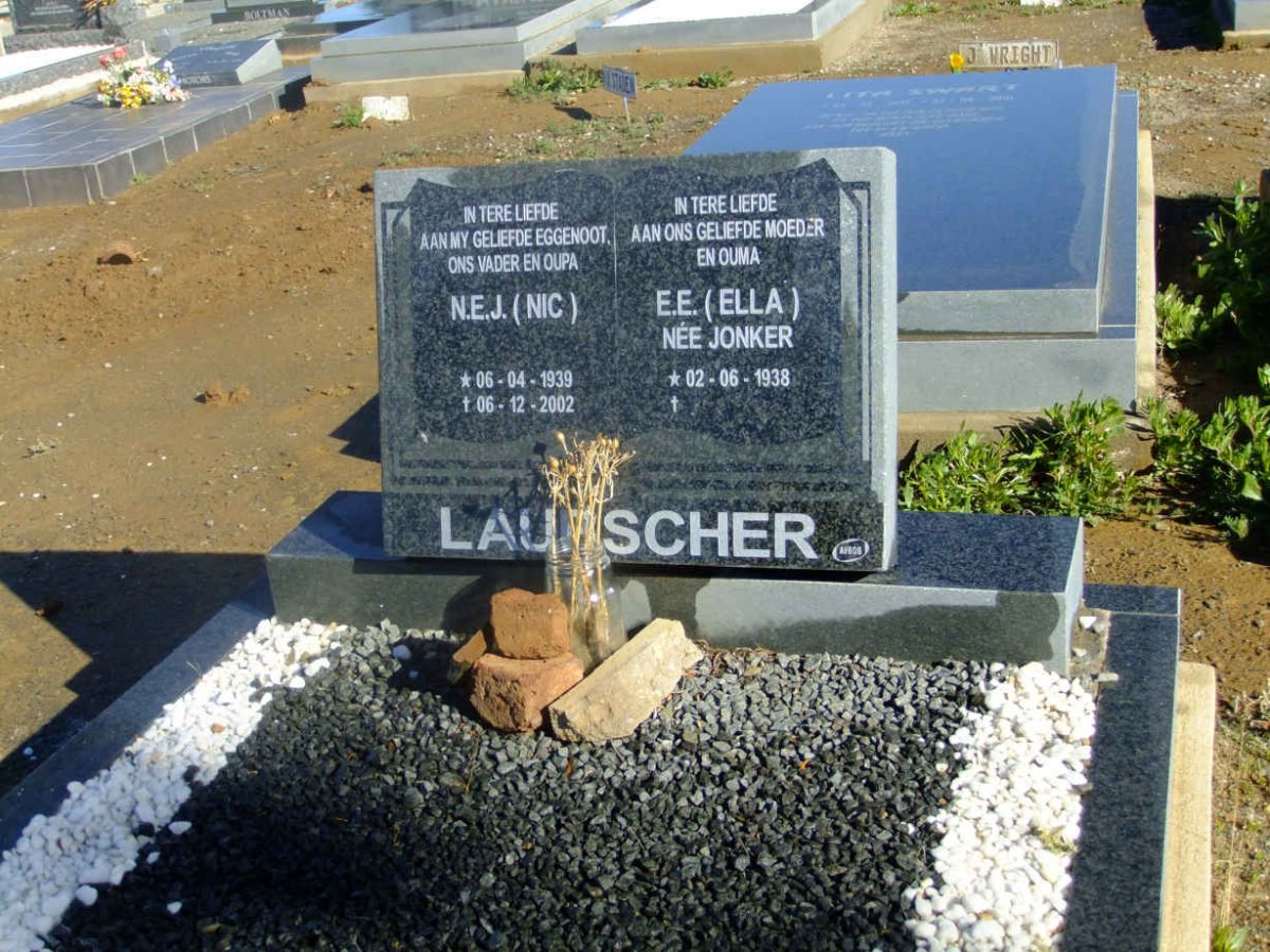 LAUBSCHER N.E.J. 1939-2002 &amp; E.E. JONKER 1938-