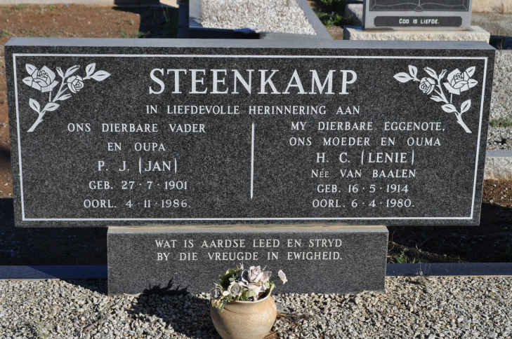 STEENKAMP P.J. 1901-1986 &amp; H.C. VAN BAALEN 1914-1980