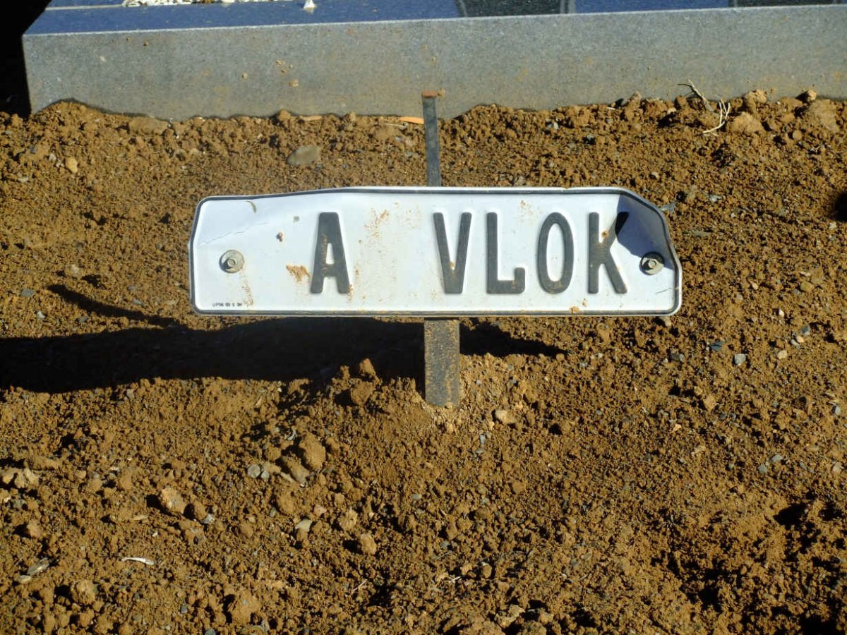 VLOK A.