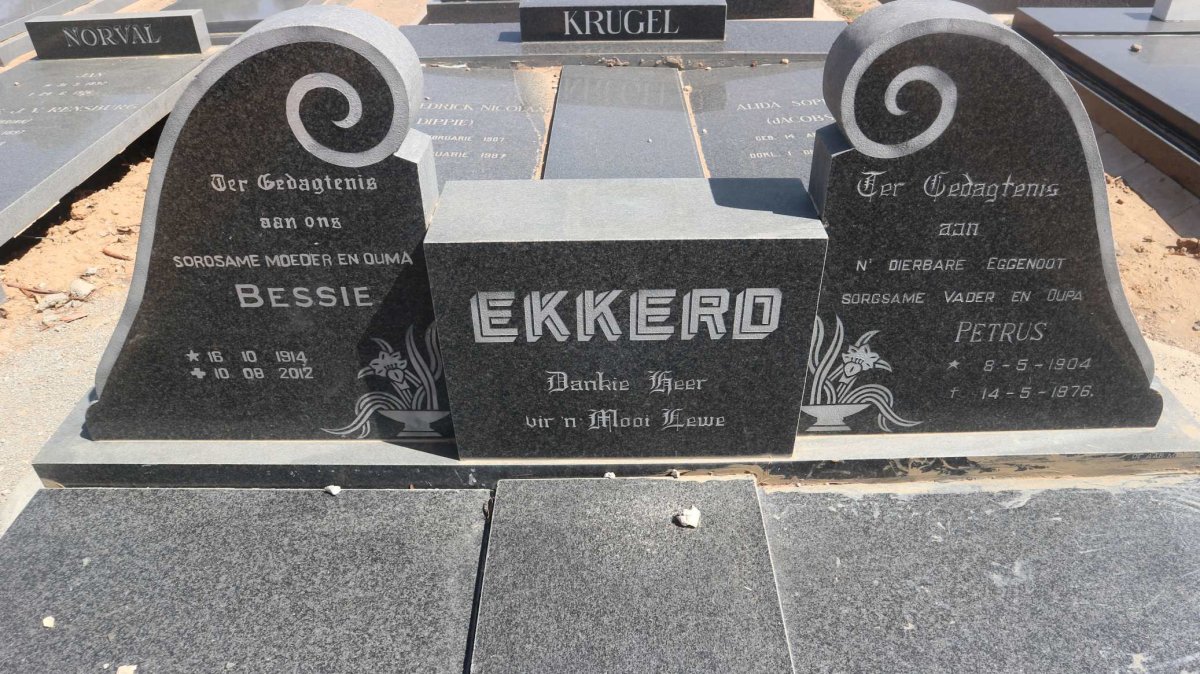 EKKERD Petrus 1904-1976 &amp; Bessie 1914-2012