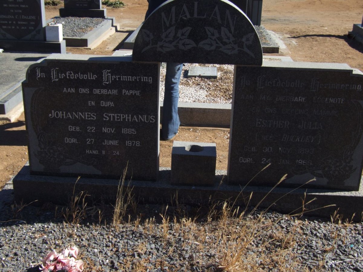 MALAN Johannes Stephanus 1885-1978 &amp; Esther Julia BUCKLEY 1893-1969