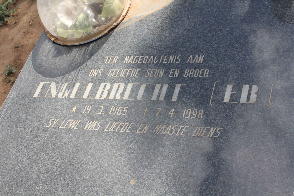 ROUX Engelbrecht, le 1965-1998