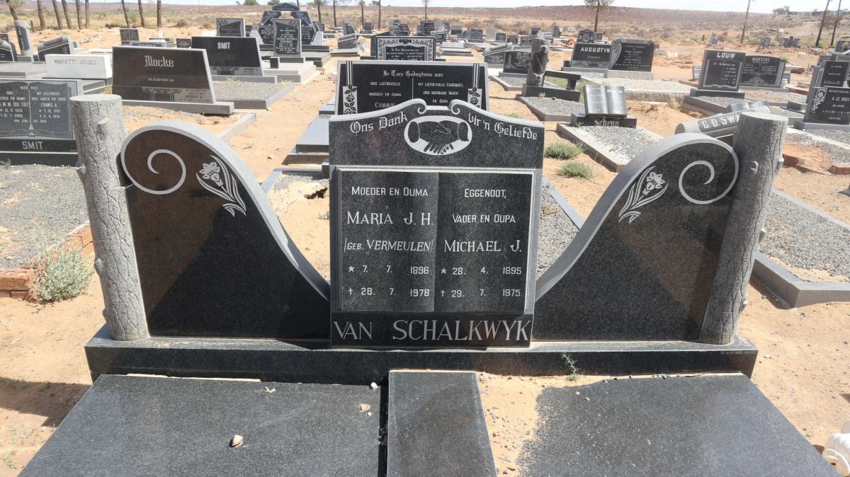 SCHALKWYK Michael J., van 1895-1975 &amp; Maria J.H. VERMEULEN 1896-1978