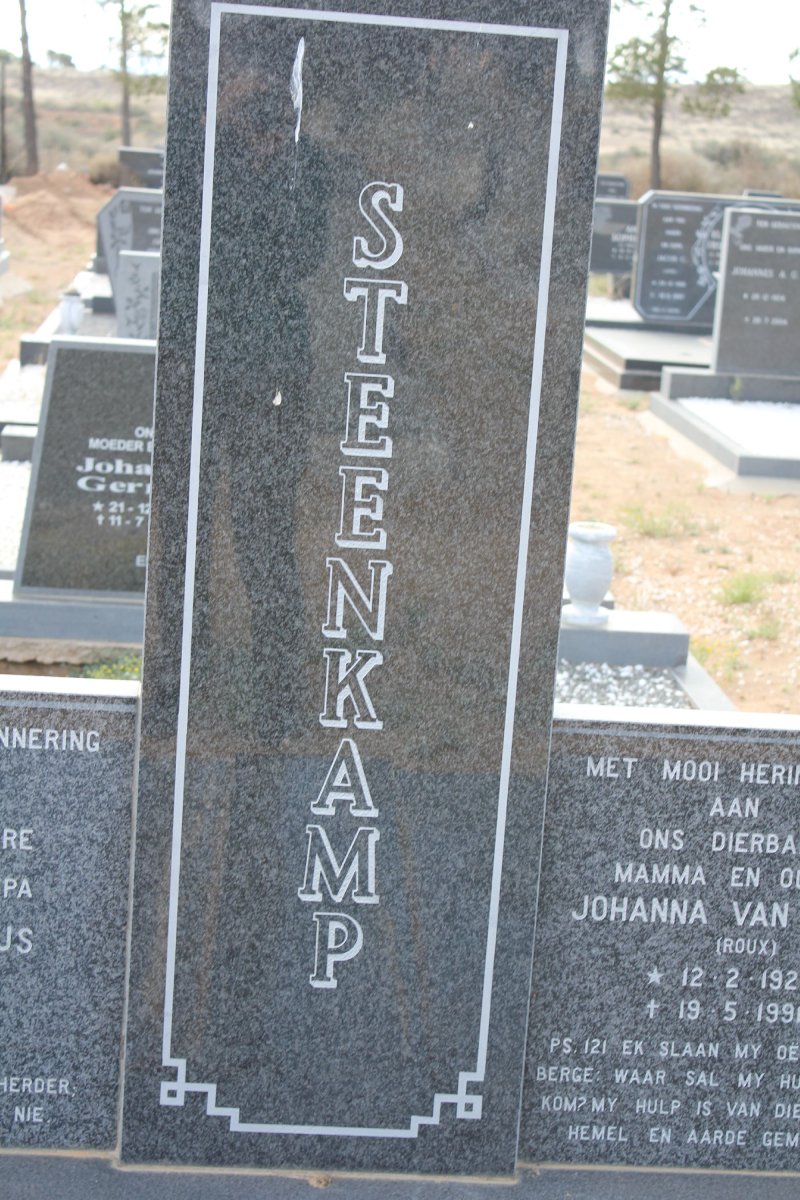 STEENKAMP Lukas Petrus 1923-1991 &amp; Johanna Van Niekerk ROUX 1921-1991