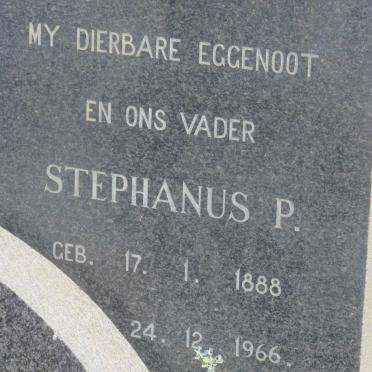 ? Stephanus P. 1888-1966 &amp; Susanna J. REITZ 1895-1976