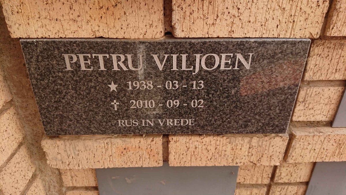VILJOEN Petru 1938-2010