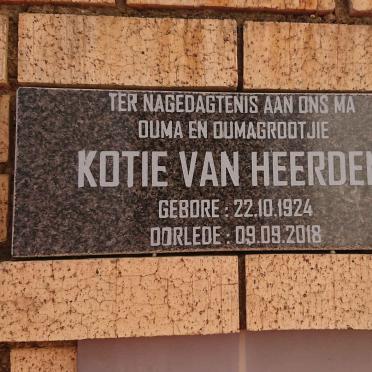 Northern Cape, COLESBERG, NG Kerk, Gedenkmuur