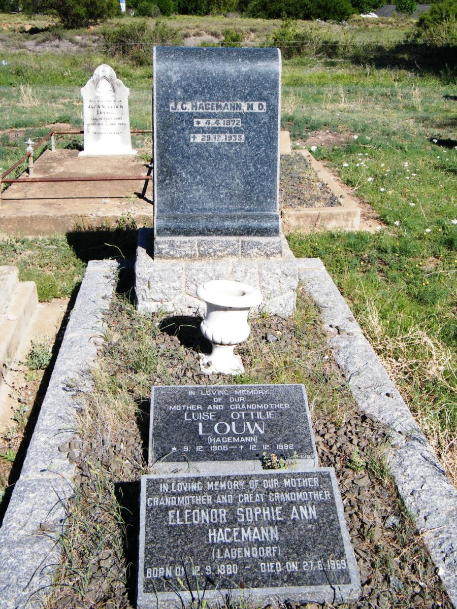 HAGEMANN J.C. 1872-1933 &amp; Eleonor Sophie Ann LADENDORF 1880-1969 :: LOUW Luise Ottilie nee HAGEMANN 1906-1992