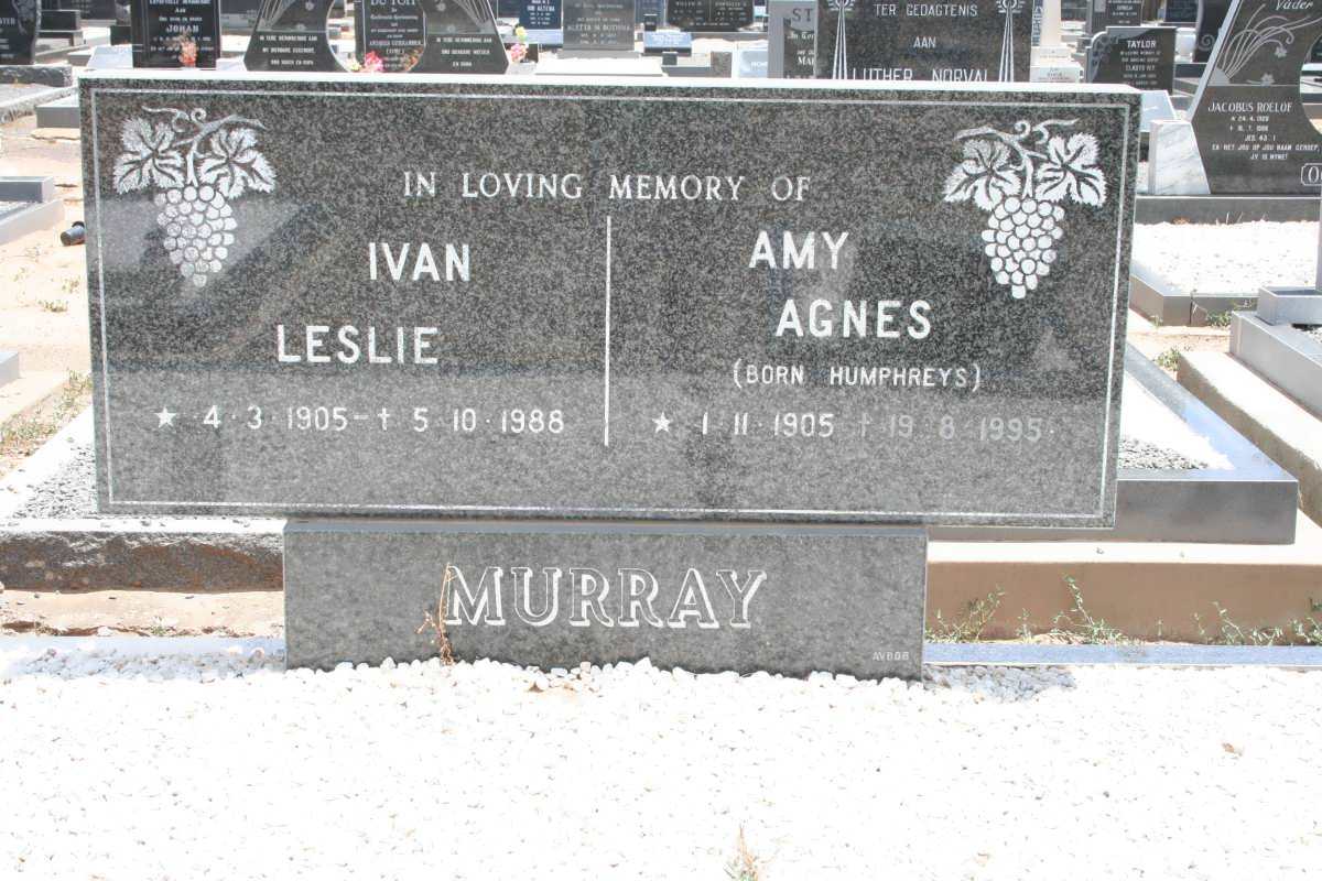 MURRAY Ivan Leslie 1905-1988 &amp; Amy Agnes HUMPHREYS 1905-1955