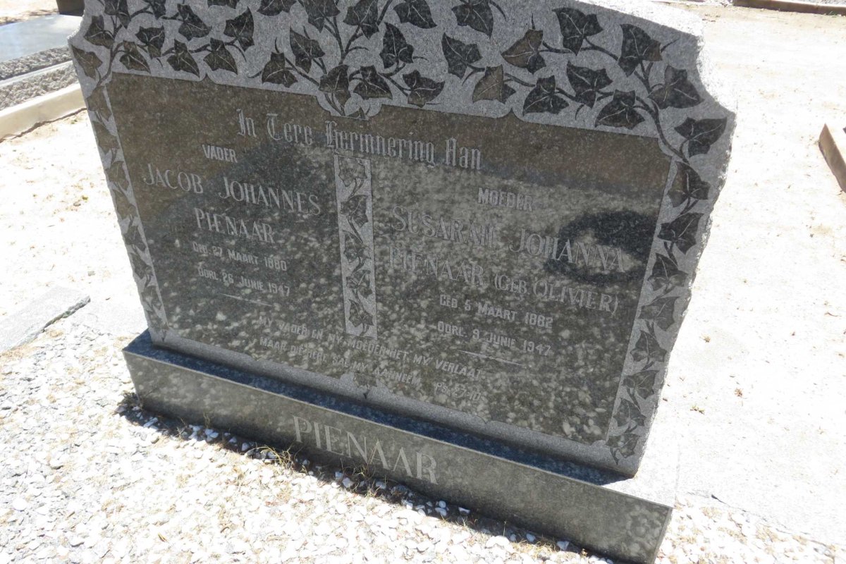 PIENAAR Jacob Johannes 1880-1947 &amp; Susarah Johanna OLIVIER 1882-1947
