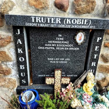 TRUTER Jakobus Petrus 1977-2012