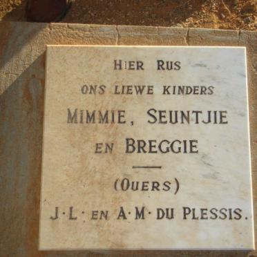 Du Plessis kinders Mimmie_ Seuntjie en Breggie