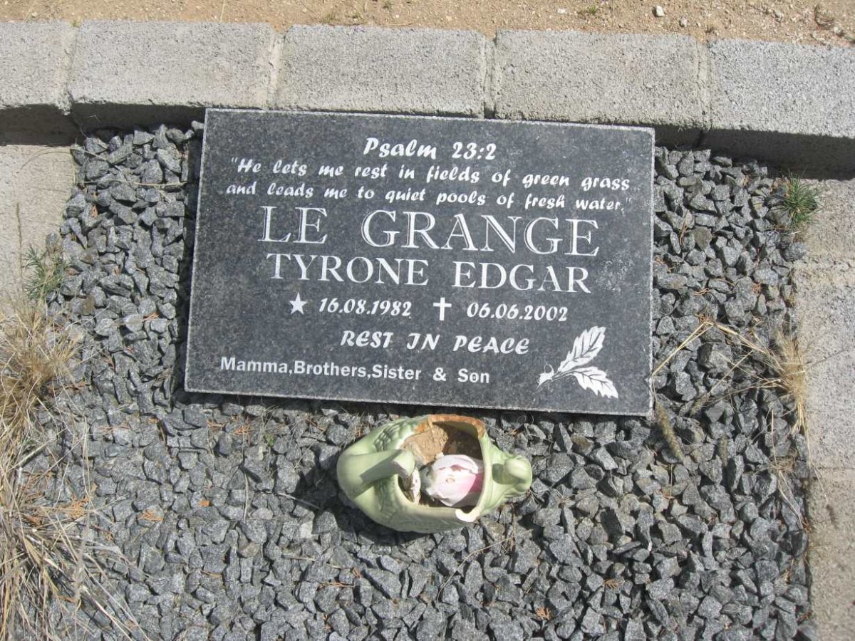 GRANGE Tyrone Edgar, le 1982-2002