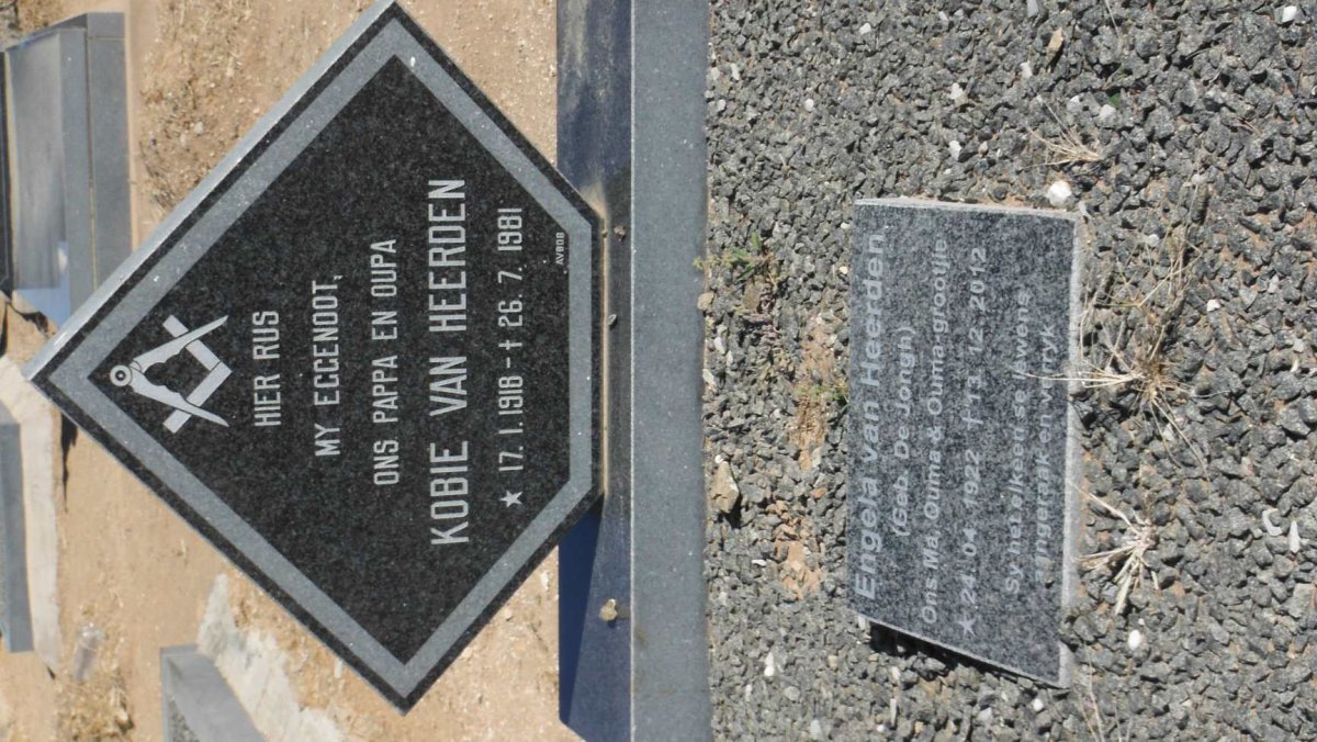 HEERDEN Kobie, van 1918-1981 &amp; Engela DE JONGH 1922-2012