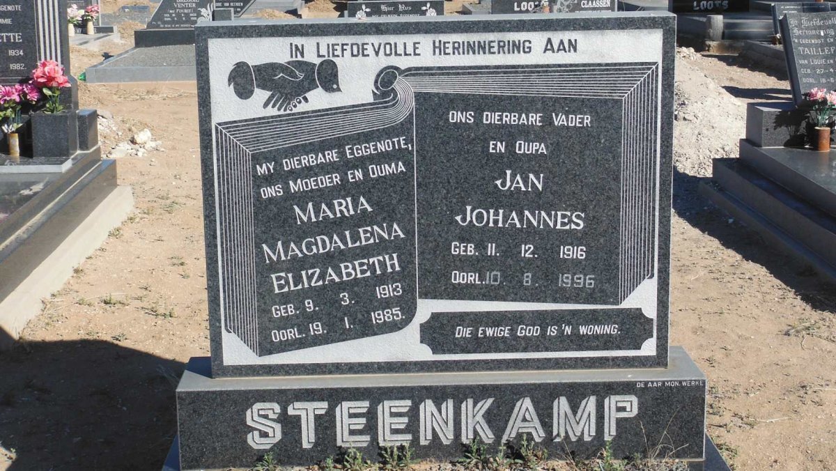STEENKAMP Jan Johannes 1916-1996 &amp; Maria Magdalena Elizabeth 1913-1985