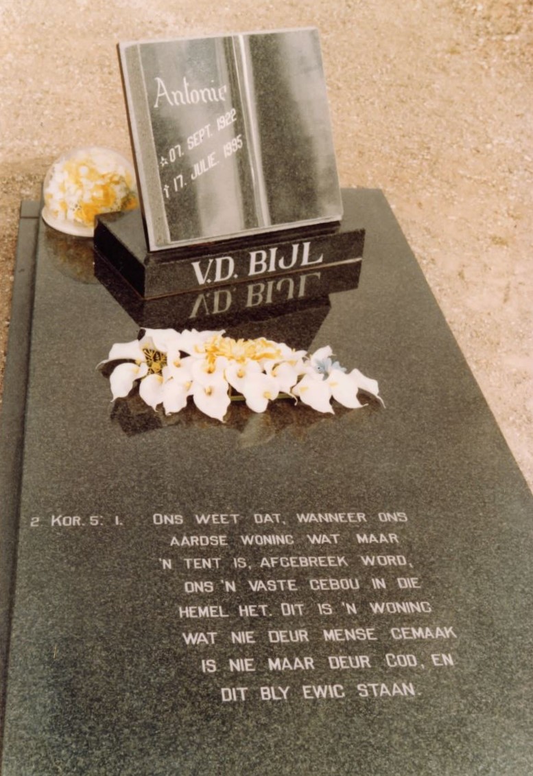 BIJL  Antonie, van der 1922-1995