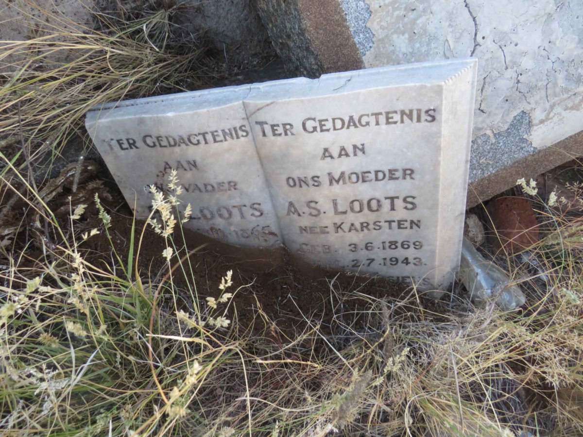 LOOTS P.J. 186?- & A.S. KARSTEN 1869-1943 _1