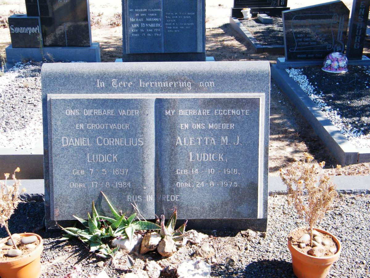 LUDICK Daniel Cornelius 1897-1984 &amp; Aletta M.J. 1918-1975