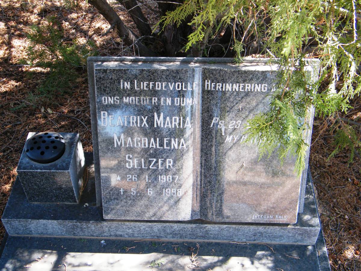 SELZER Beatrix Maria Magdalena 1907-1998