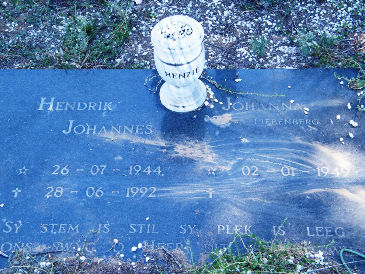 VISSER Hendrik Johannes 1944-1992 &amp; Johanna LIEBENBERG 1949-