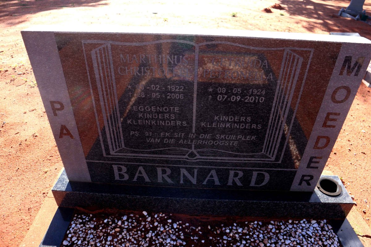 BARNARD Marthinus Christoffel 1922-2006 & Getruida Petronella 1924-2010
