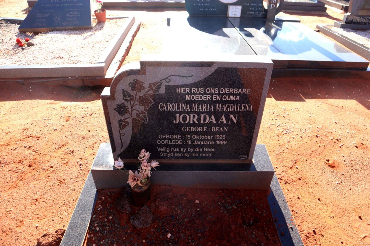 JORDAAN Carolina Maria Magdalena nee BEAN 1925-1999