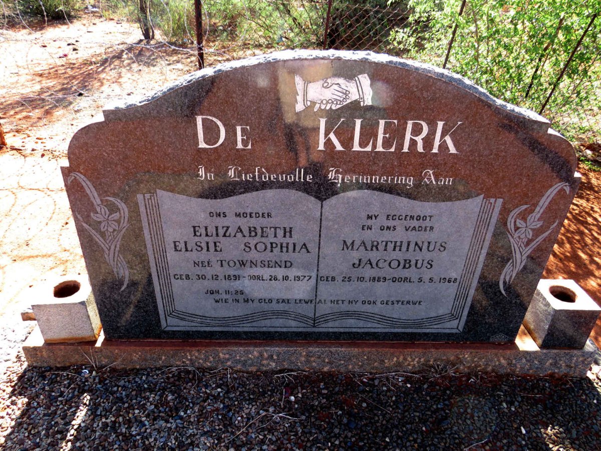 KLERK Marthinus Jacobus, de 1889-1968 & Elizabeth Elsie Sophia TOWNSEND 1891-1977