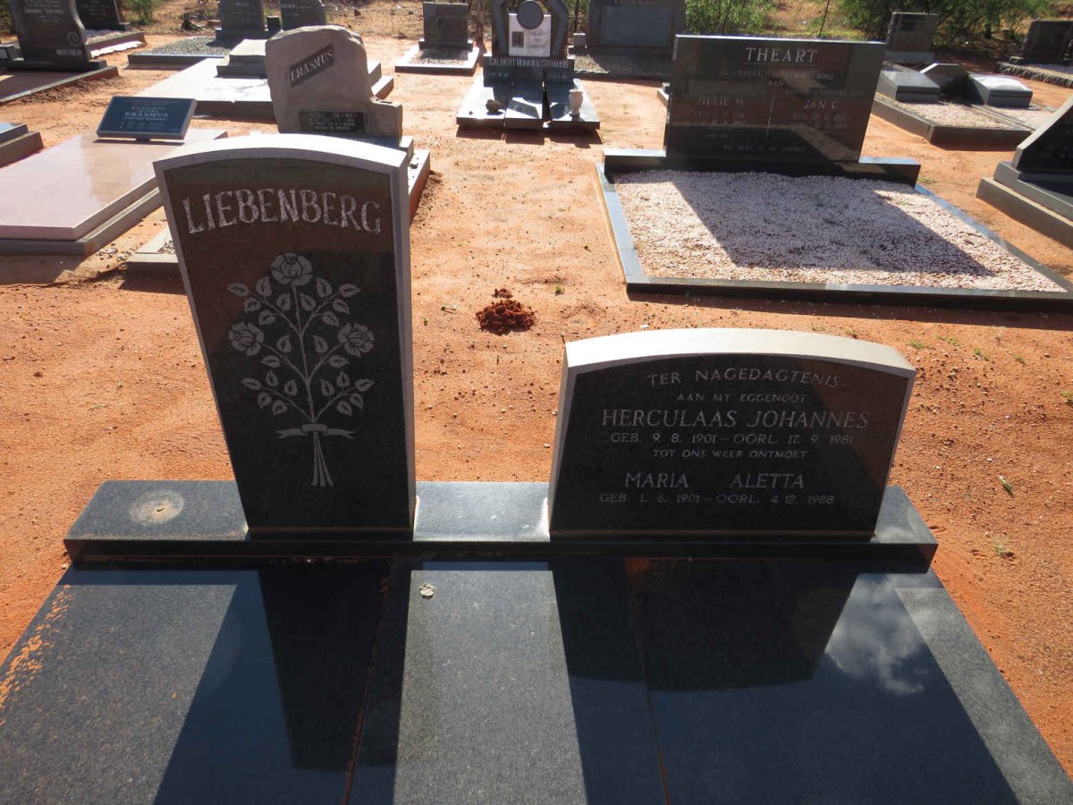 LIEBENBERG Herculaas Johannes 1901-1981 & Maria Aletta 1901-1988 