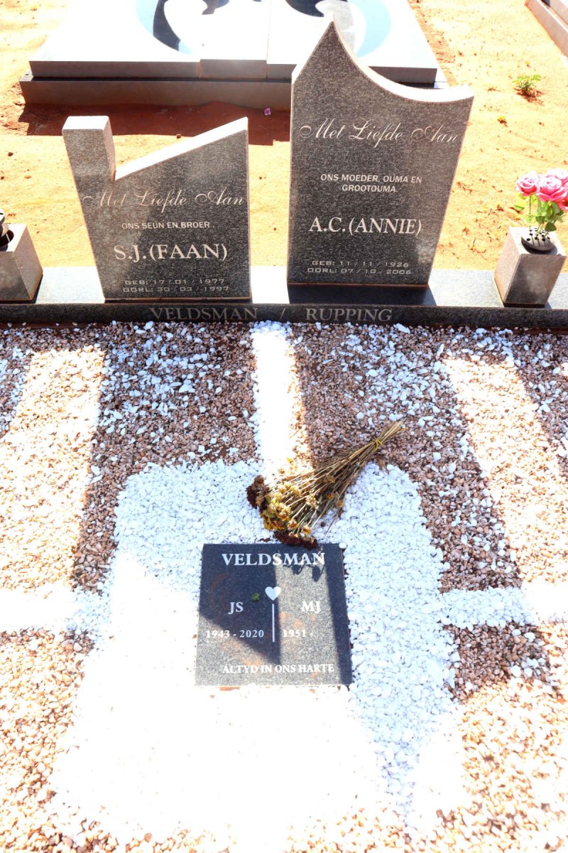 RUPPING A.C. 1926-2006 :: VELDSMAN S.J. 1977-1997 :: VELDSMAN J.S. 1943-2020 & VELDSMAN M.J. 1951- _1