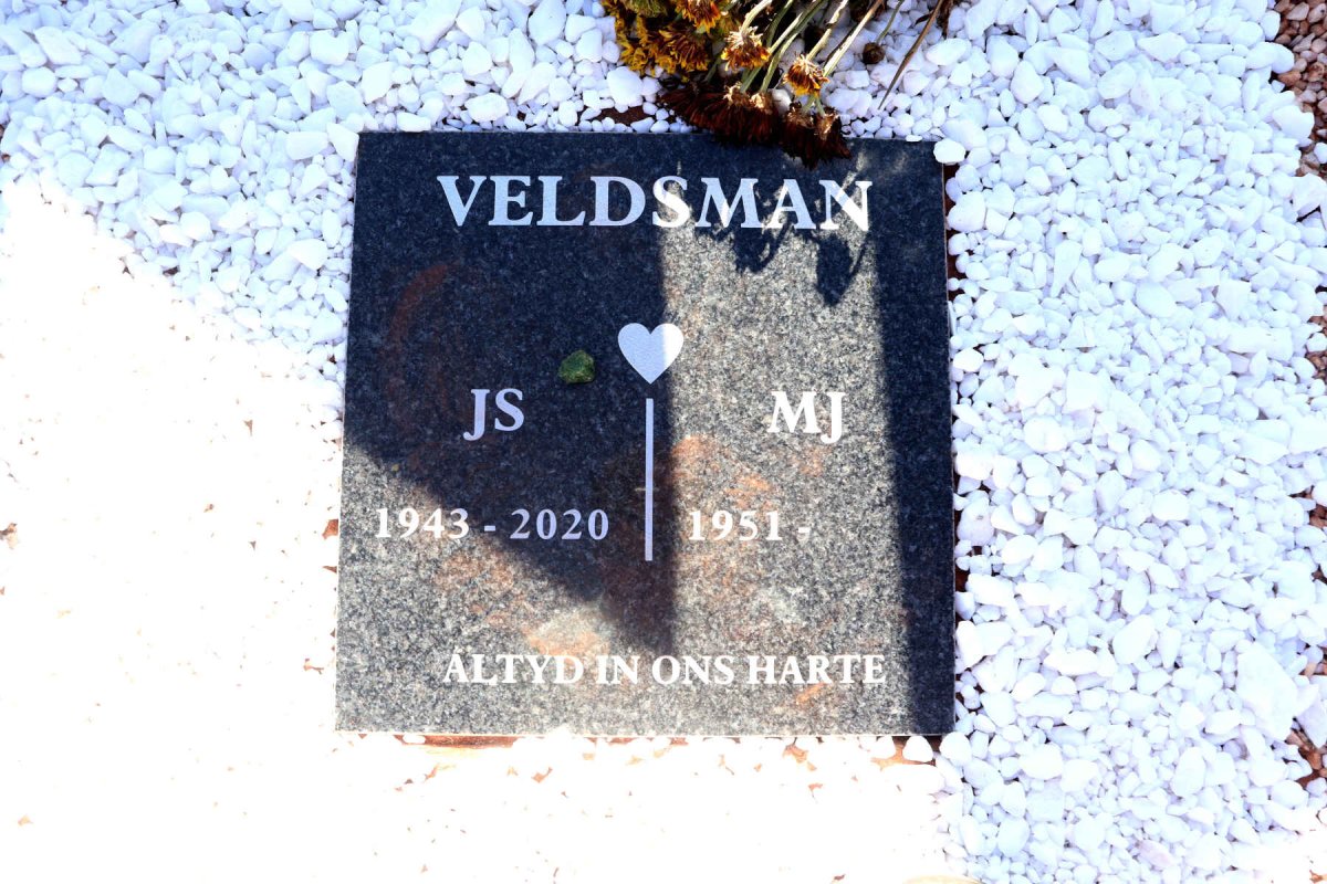 RUPPING A.C. 1926-2006 :: VELDSMAN S.J. 1977-1997 :: VELDSMAN J.S. 1943-2020 & VELDSMAN M.J. 1951- _2