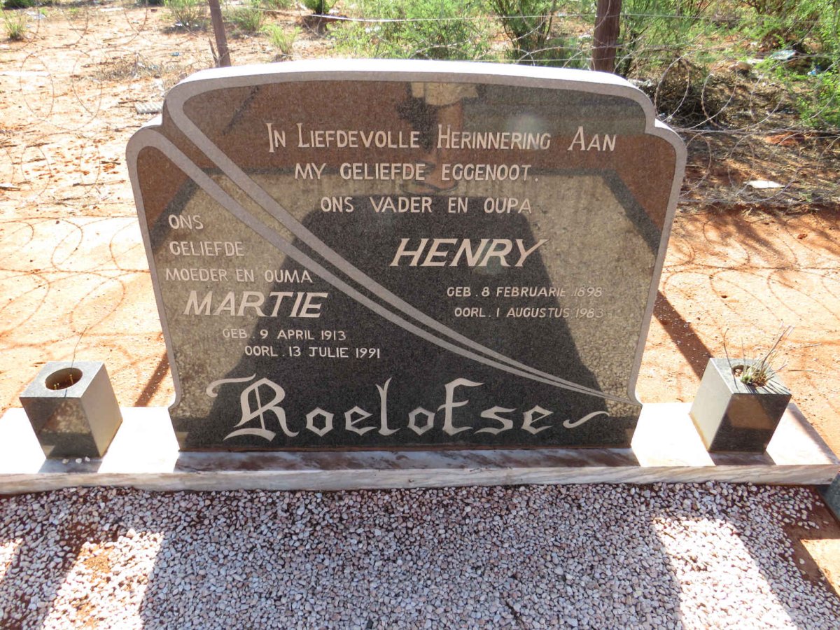 ROELOFSE Henry 1898-1983 & Martie 1913-1991