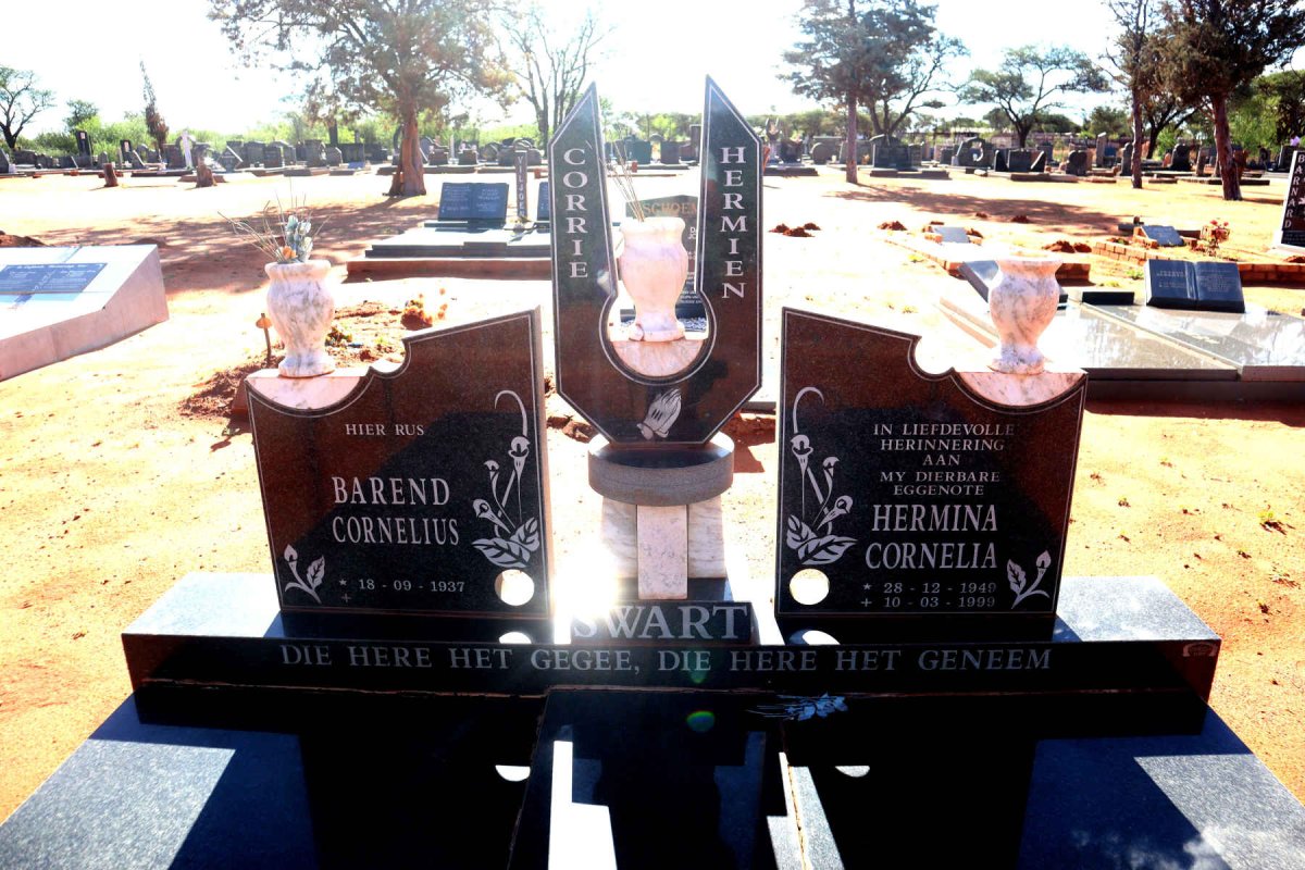 SWART Barend Cornelius 1937- & Hermina Cornelia 1949-1999 