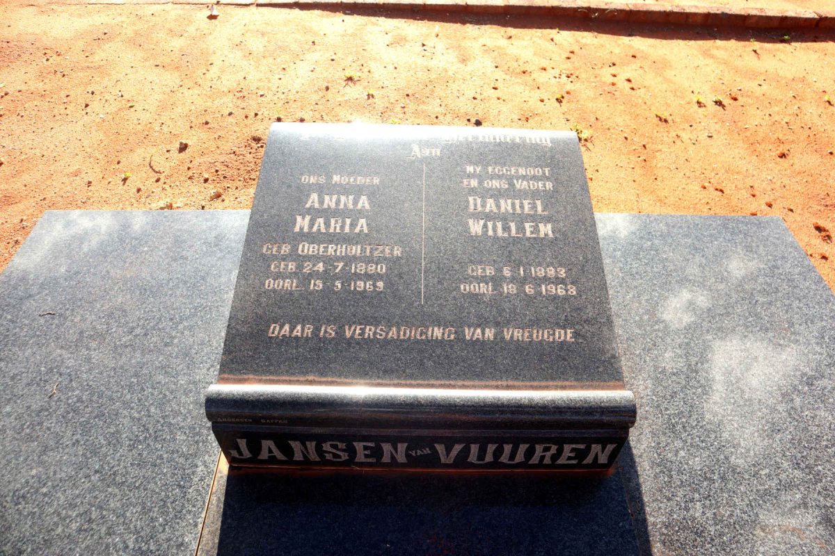 VUUREN Daniel Willem, Jansen van 1883-1968 & Anna Maria OBERHOLTZER 1880-1969