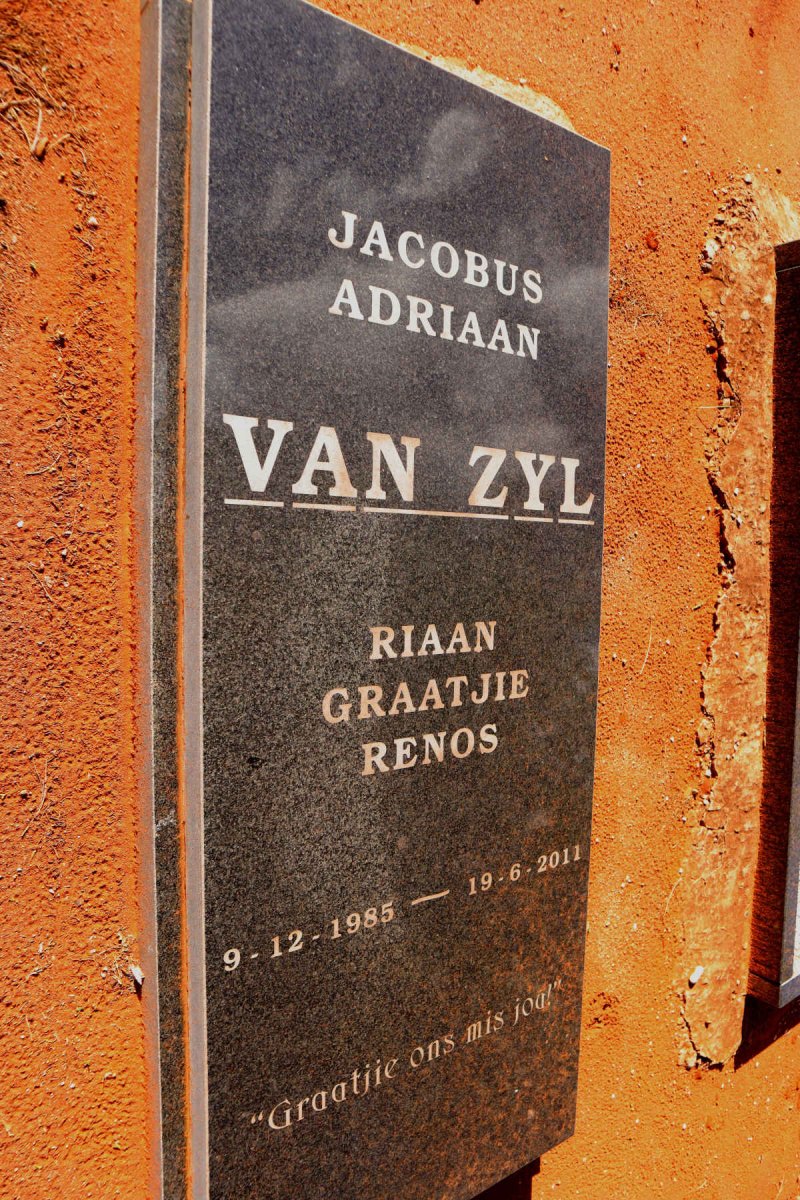 ZYL Jacobus Adriaan, van 1985-2011