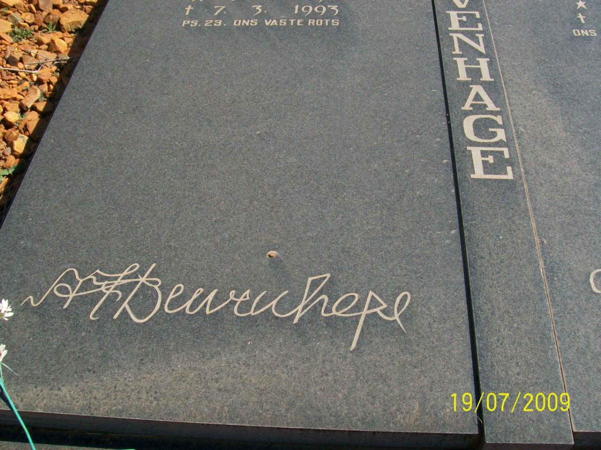 DUVENHAGE Freddie 1911-1993
