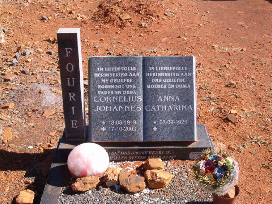 FOURIE Cornelius Johannes 1919-2003 &amp; Anna Catharina 1925-
